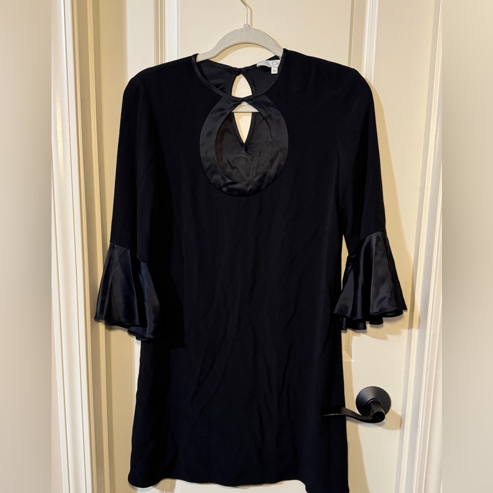 ALEXIS Keyhole Neck Short Dress